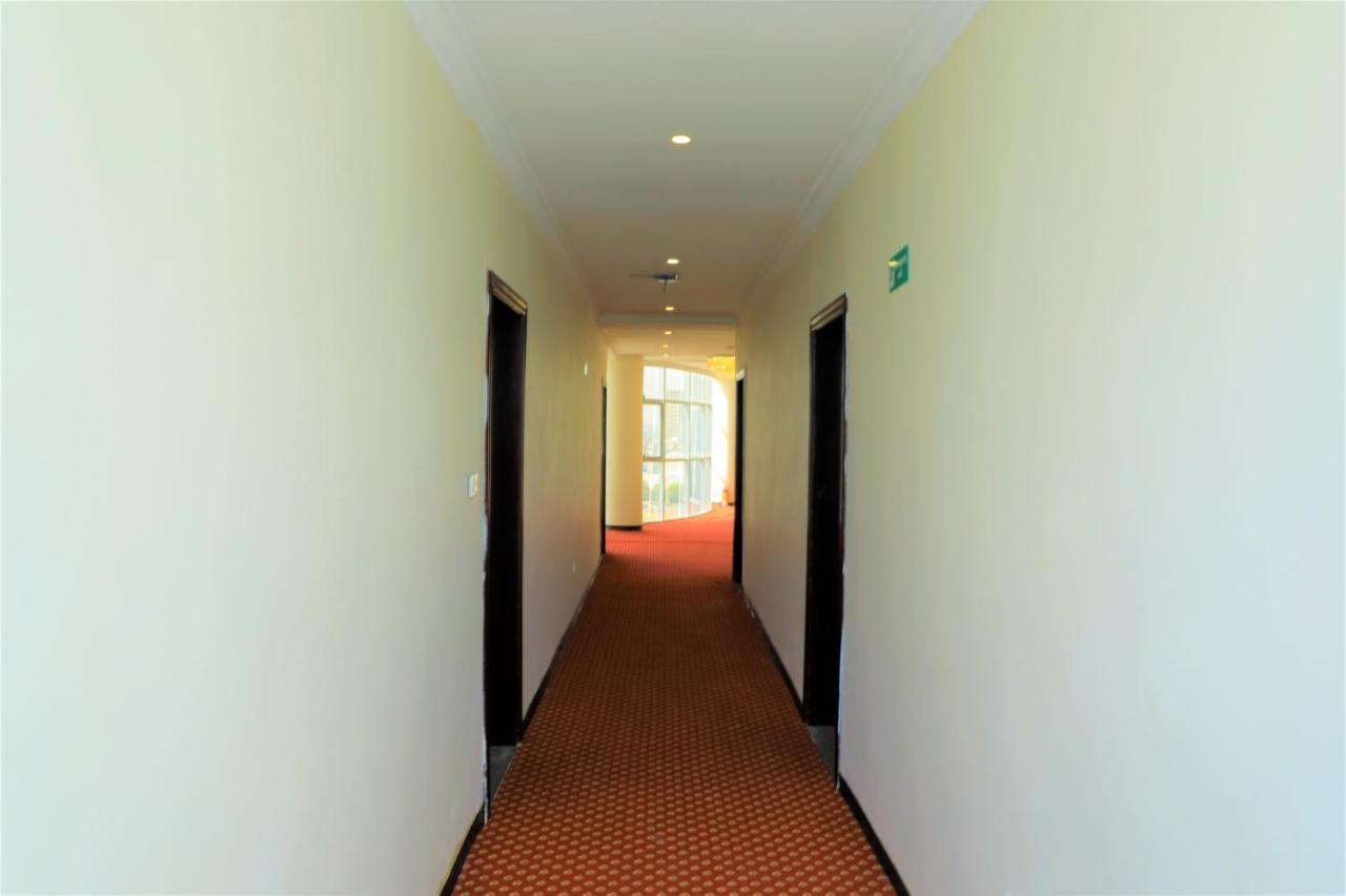 Tewodros Belay International Hotel Lege T'afo Exteriér fotografie